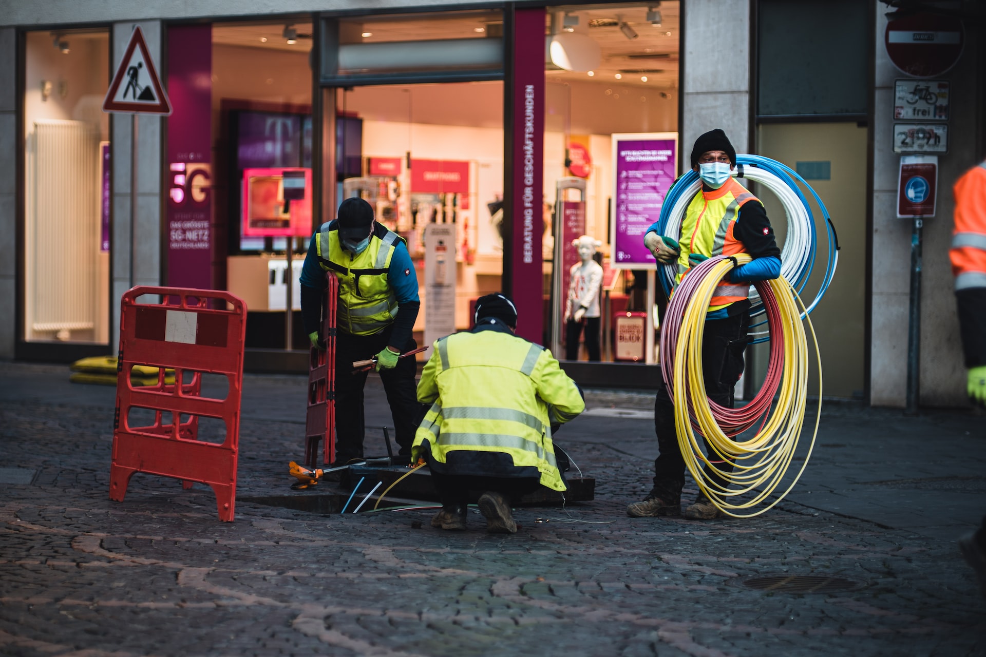 5 Keunggulan Internet Fiber Optik yang Wajib Anda Ketahui!