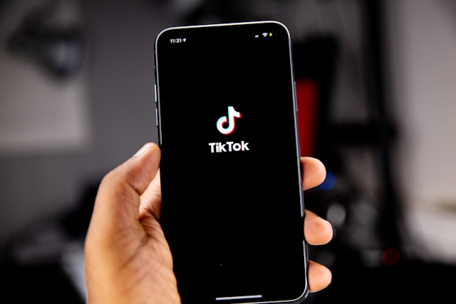 150+ Nama TikTok yang Bagus untuk Perempuan, Estetik dan Lucu!